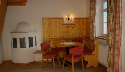 Superior One-Bedroom Apartment