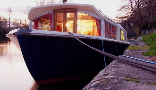 Family Cabin on Boat
