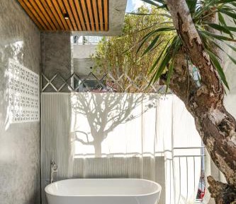 Deluxe Double Room with Bath