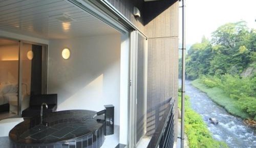 Twin Bed Room with Open Air Bath & Mist Sauna