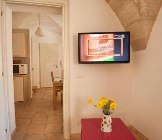 One-Bedroom Apartment with Sea View