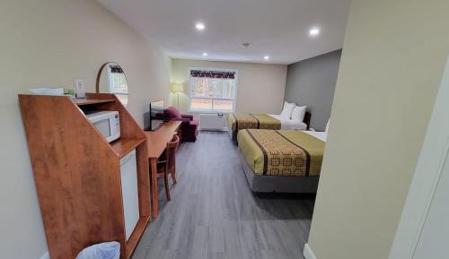 Queen Room with Two Queen Beds