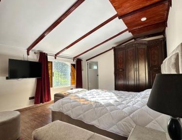 Luxury Triple Room