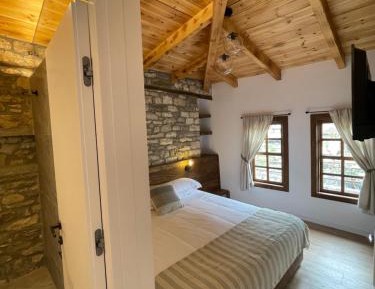 Double or Twin Room with Extra Bed