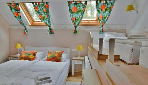 Deluxe Family Room