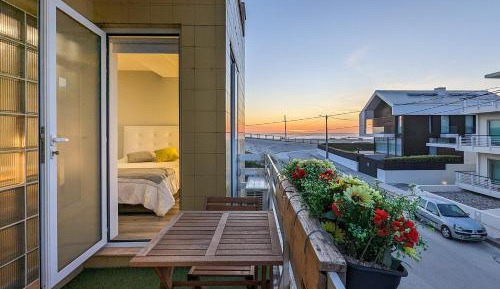 Superior One-Bedroom Apartment with Balcony