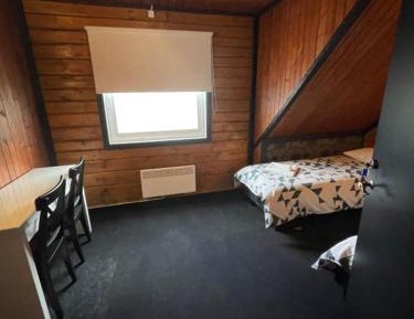 Standard Twin Room with Shared Bathroom