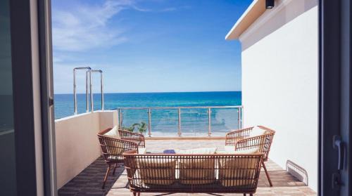 King Suite with Ocean View