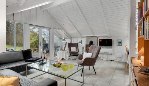 Four-Bedroom Holiday Home