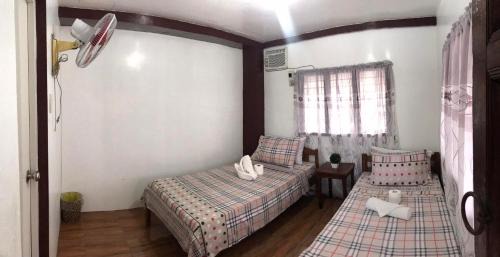 Twin Room with Private Bathroom