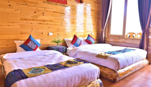 Triple Room with Mountain View