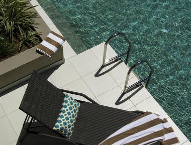 Executive King Studio with Pool Access