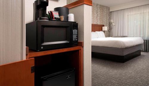 One-Bedroom Executive Suite with Two Queen Beds and Sofa Bed