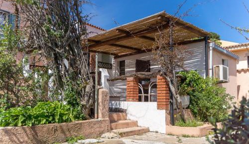 Superior One-Bedroom Apartment