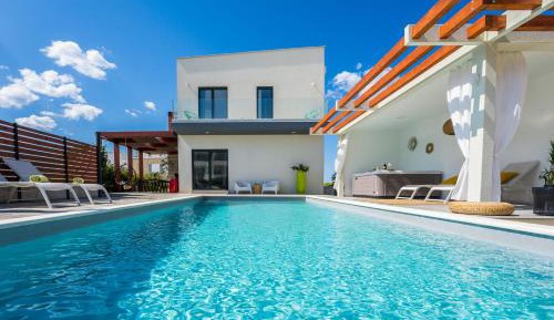 Villa with Private Pool