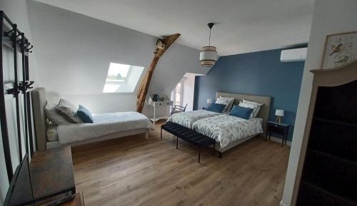 Triple Room with Private Bathroom