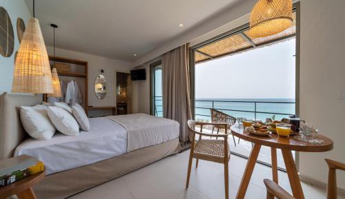 Deluxe Suite with Sea View