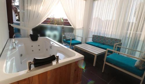 Superior Room with Spa Bath