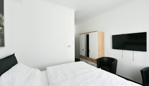 Three-Bedroom Suite