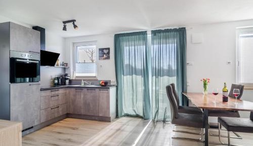 Superior One-Bedroom Apartment