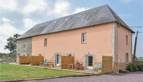 Three-Bedroom Holiday Home 