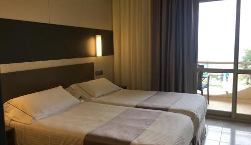 Twin Room with Sea View