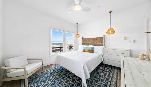 Queen Room with Sea View