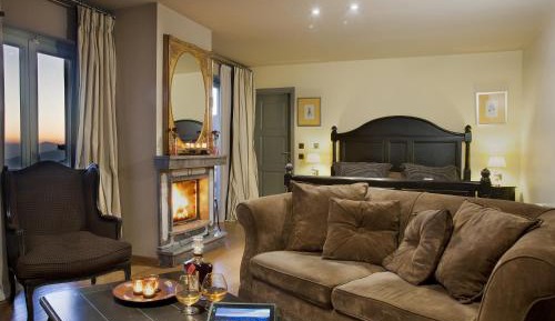 Superior Suite with Fireplace