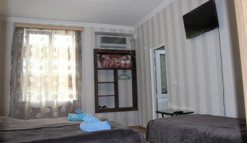 Triple Room with Garden View