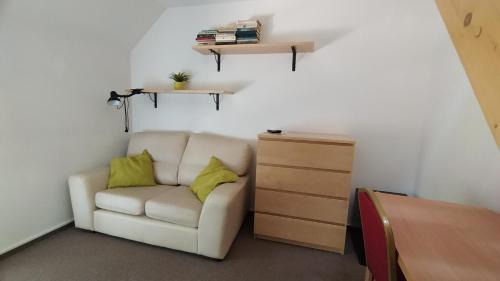 Triple Room with Bathroom