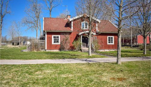 Three-Bedroom Vacation Home 
