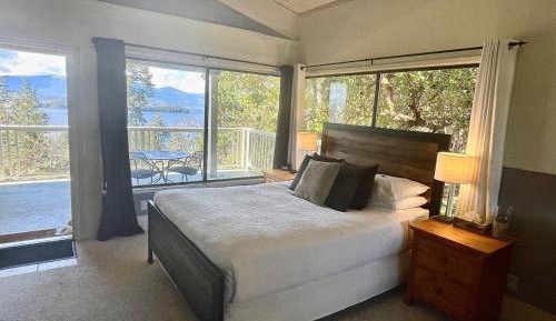 Queen Room with Spa Bath