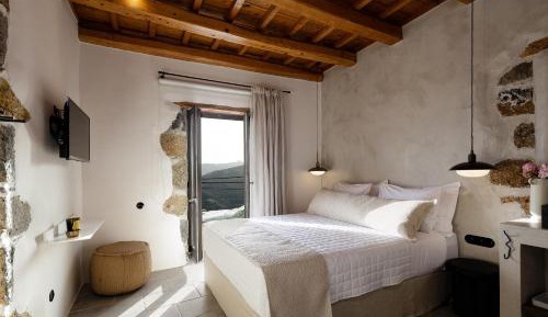 Superior Two Bedroom Apartment with Jetted Tub and Sea View - Split Level