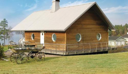 Two-Bedroom Holiday Home