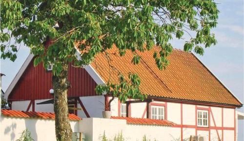 Three-Bedroom Vacation Home 