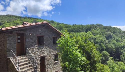 Apartment with Mountain View