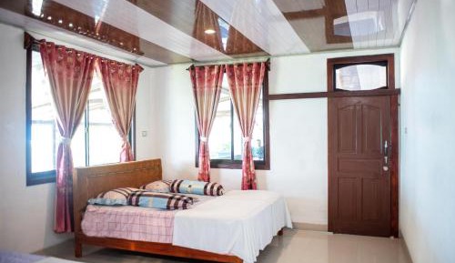 Family Room with Private Bathroom