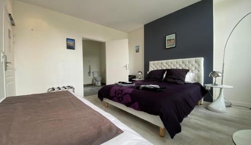 Triple Room with Private Bathroom