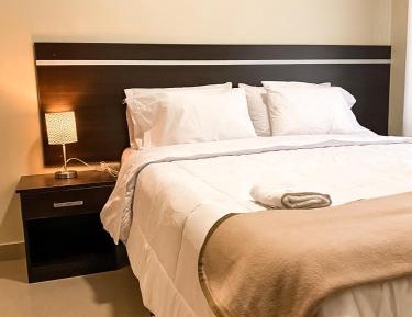 Queen Room with Spa Bath