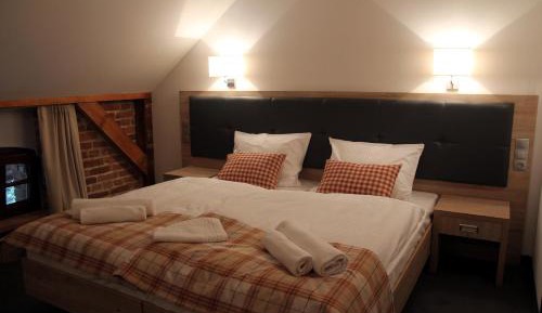 Double Room with Private Bathroom