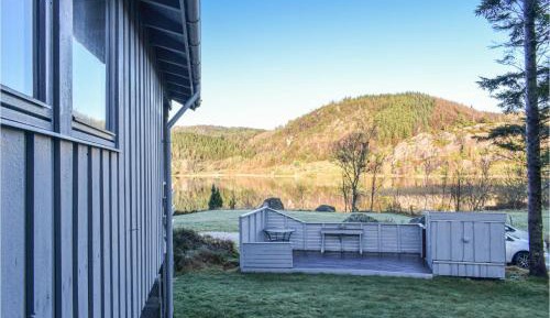 Three-Bedroom Holiday Home 