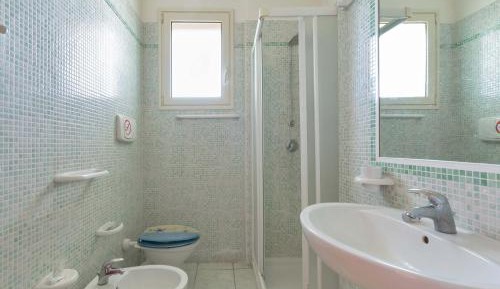 One-Bedroom Apartment with Sea View