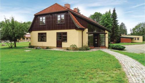 Four-Bedroom Holiday Home