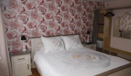 Family Room with Shower