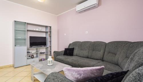 Two-Bedroom Apartment with Terrace and Sea View