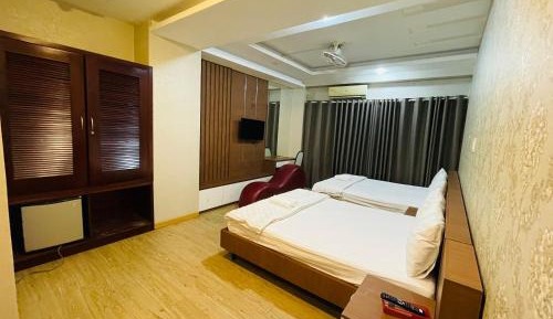 King Room with Two King Beds