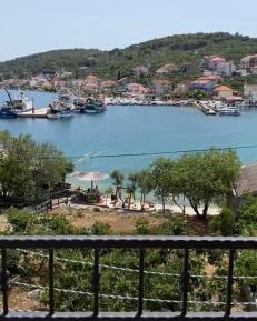 Three-Bedroom Apartment with Terrace and Sea View