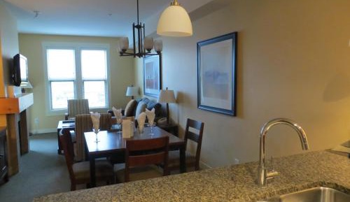One-Bedroom Suite with Partial Lake View