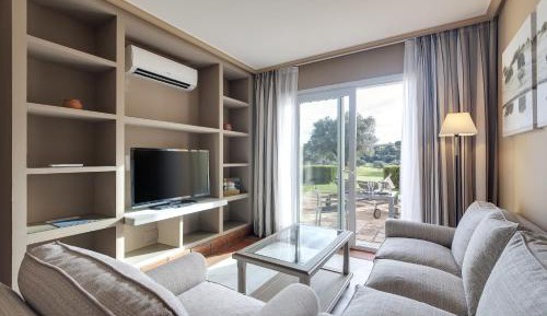 Two-Bedroom Villa (2 Adults + 2 Children)