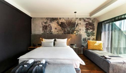 Large Double Room